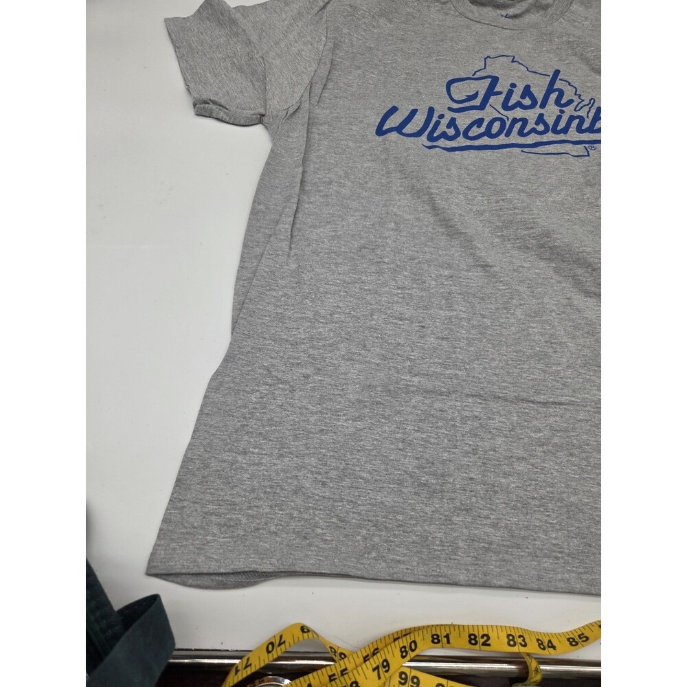 Fish Wisconsibly Humourous Wisconsin Fishing Gray T Shirt Size XL - Picture 5 of 13